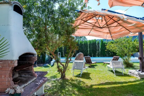 Welcome to Villa Mirta: Your Tranquil Retreat in Alghero - Villas