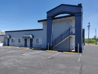Cedar Cove Hotels in Sandusky