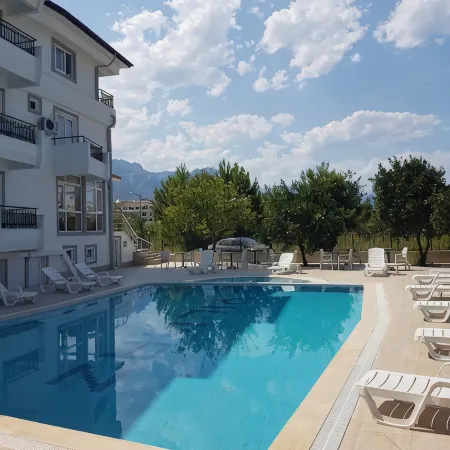 Elijah Hotel