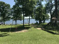 Beautiful Cozy Cottage in Assembly Park.