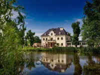 Pałac na Wodzie Hotel & Spa Ξενοδοχεία στην πόλη Podgorzyn