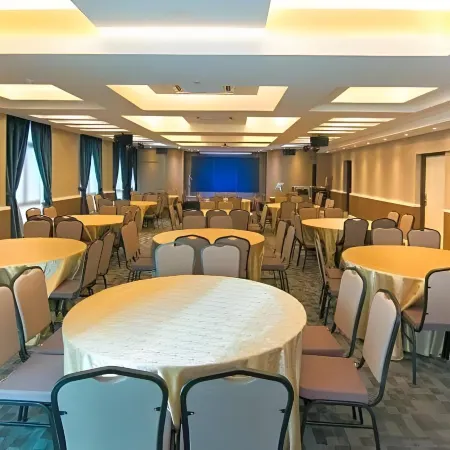 Indra Hotel - Boutique Suites