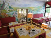 Les Loges du Parc - 朝食