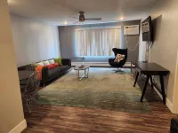 Downtown Suite Living! - 2-Star