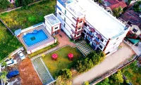 Hotel Aayes & Resort