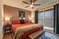 2 Homes - 4 Beds /2 BAs - Easy Walk to Downtown West Jefferson. - Wifi