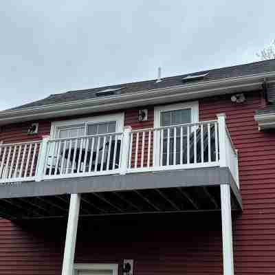 Charming Saratoga studio '09: walk to track, SPAC, downtown! Private entry/deck. Hotel Exterior
