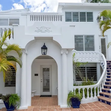 LAS TERRAZASWonderful 6-bedroom villa with gorgeous pool in tropical Vieques