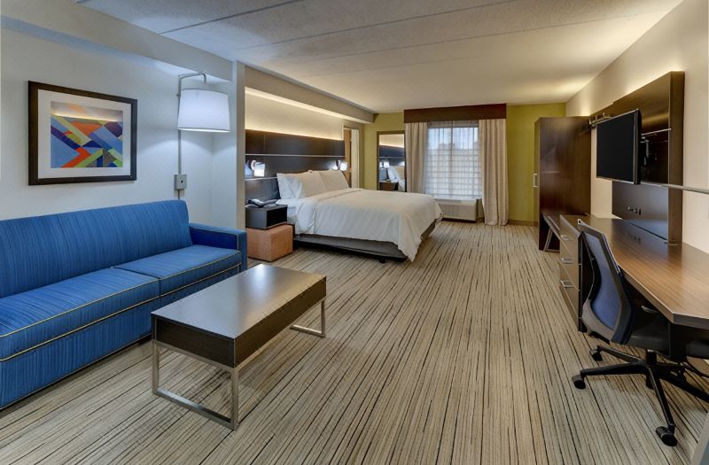 Holiday Inn Express & Suites Troy by IHG