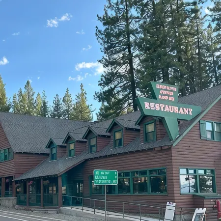 Zephyr Cabin 3 Bedroom Home by RedAwning