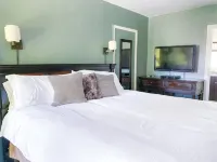 #10 1938 Historic Downtown Apt - King Bed- Kitchen - 3-Star