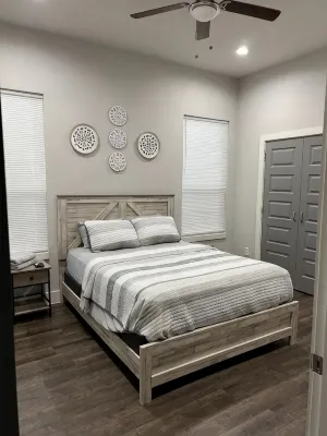 NEW Comfy, spacious, Modern
