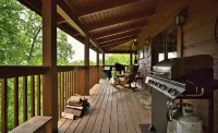 Washer Dryer Arcade Game Hot Tub Waterview 3 Bedroom 4 Bed Awesome Cabin. - Hytter