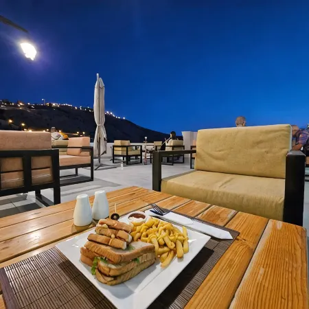 Edom Hotel
