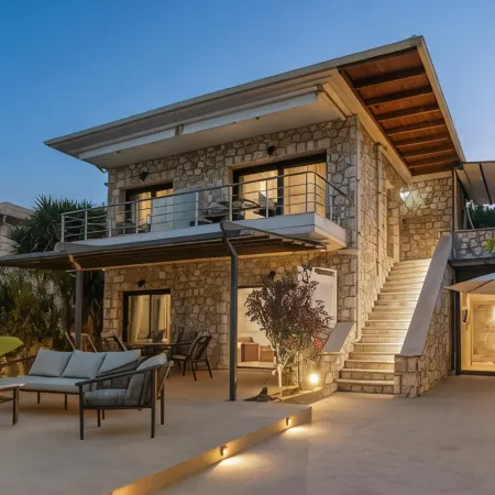 Christie's Luxury Suites by Dandy Hospitality