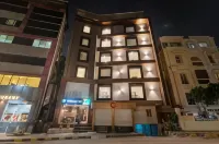 تريبو أددرس إن، بانجارا هيلز Hotels near بامبالي