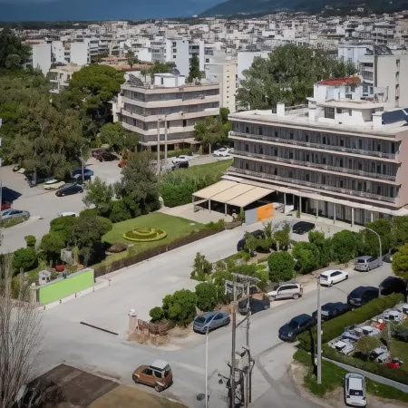 Hotel Delfini Patras