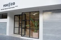 You & CO. Saler Beach Boutique - pantai