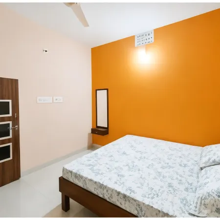 Goroomgo Grand Inn Lodge Grand Raod Puri