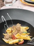 히사 알레시 - 조식 운영