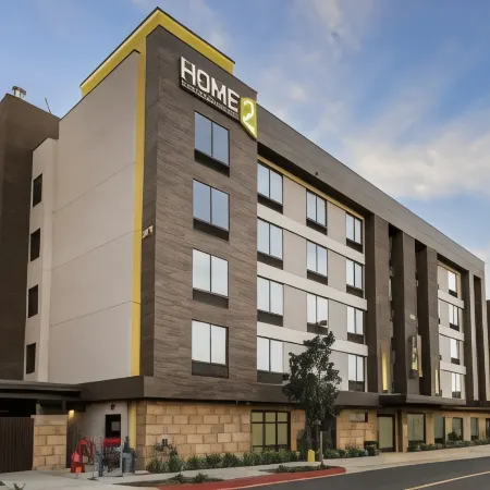 Home2 Suites by Hilton Riverside Downtown