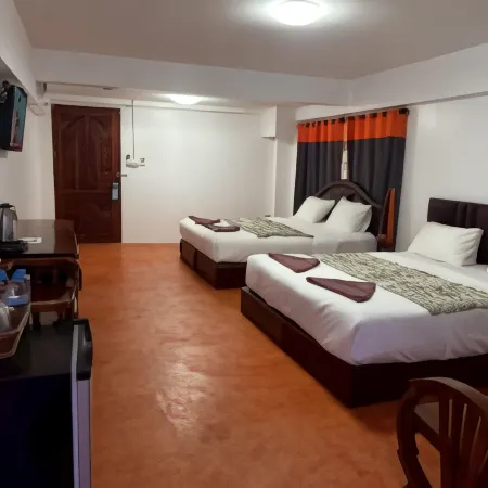 Jirawan Hotel