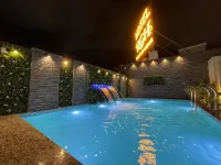 Hotel Royal Grand Heritage - 3-Star