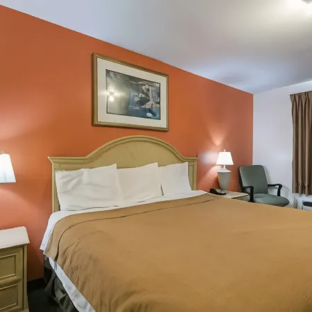 Rodeway Inn & Suites