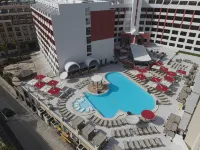 Vegas Resort - 3-Star