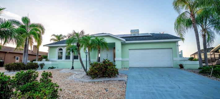 Palm Tree III Pool Home Waterfront Hotels in Apollo Beach