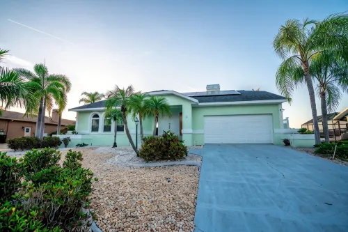 Palm Tree III Pool Home Waterfront - 4-Star