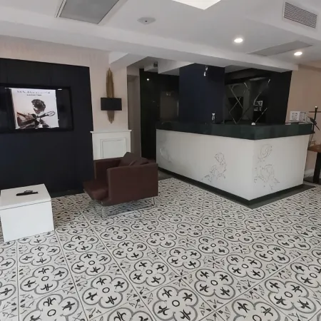White Golden Suite Hotel