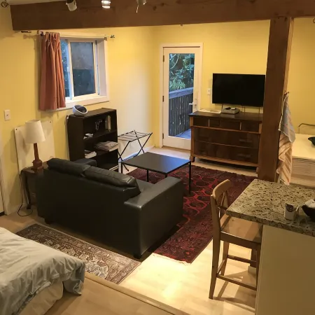 Cozy Studio In The Hills Of Mill Valley.