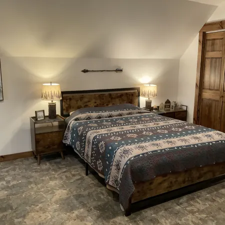 Cozy Studio with Unique Charm in Private Setting