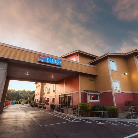 Bay City Inn