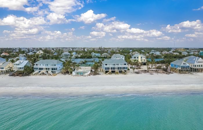 Gulf Front on a Island, 1 Pet, Tennis, Pickleball,Sup,Kayak. Pool is Closed