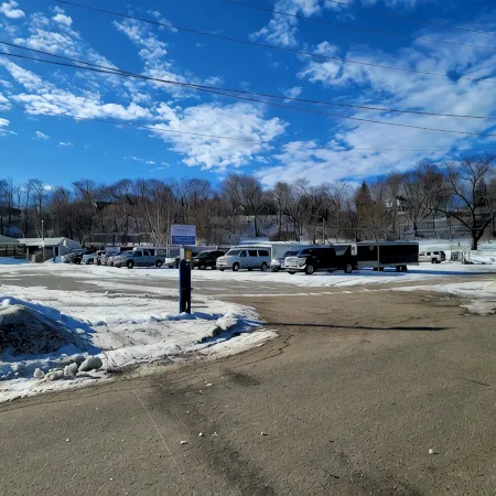 Your vacation starts here! Fully Furnished 3 bedroom home! Close to Ferry's!
