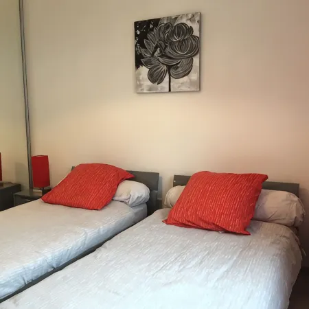 APARTMENT T3 Small sea view 150 meters from the beach.