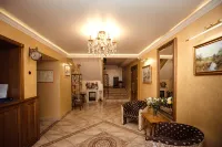 Chaika Hotel --> Chaika飯店 - 酒吧