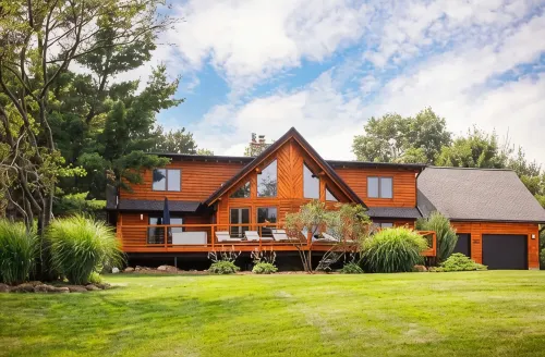 Luxury Lodge overlooking both Grand Traverse Bays - 5-Star