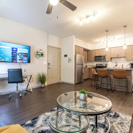 2 Bedrooms ✦ Ground Floor Unit ✦ Pool ✦ Wi-Fi ✦ Gym ✦ Pack 'n Play