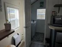 The Tiny House Experience, at That Treasure House .. 2 Bed Loft & 1 Bath - 3-Star