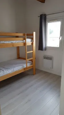 House 5 minutes from the beach, shared swimming pool in the residence - Pools