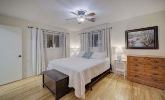 Spacious Hot Tub House w Cal King Beds!