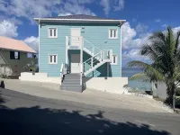 Spectacularly located beach front Spring Tide @ The Tides at Little Apple Bay Hotels in 