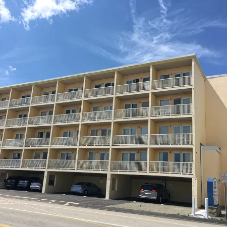 SUNRISE IN BED~BREATHTAKING OCEAN VIEWS~COUPLES RETREAT!