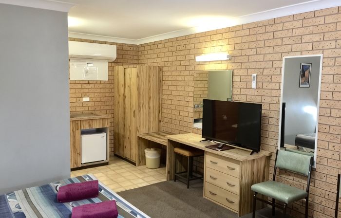 Three Ways Motel