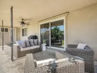 Fresno House, Sleep No. Beds, BBQ, Fire Pit, 4 Bed: 2 Bath - 방갈로