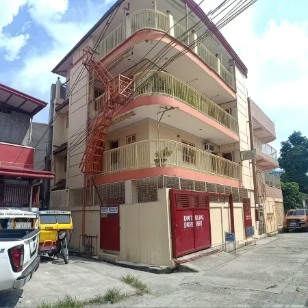 Dmc Caralos Vacation Inn and Dormitory