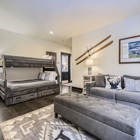 Keystone 4Br Townhome at River Run Base - Get Ready for the Snow!!!